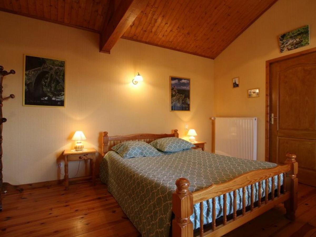 Gîte Boisset, 4 pièces, 7 personnes - FR-1-582-256 Boisset  Extérieur photo
